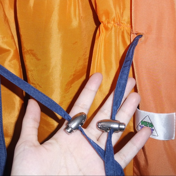 Two Tone Raincoat with Padded shoulders - Picture 1 of 9